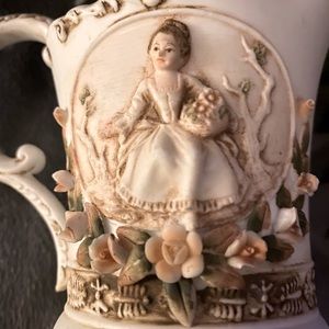 VINTAGE LEFTON BONE CHINA PITCHER VASE KW154 HAND PAINTED 6" TALL.